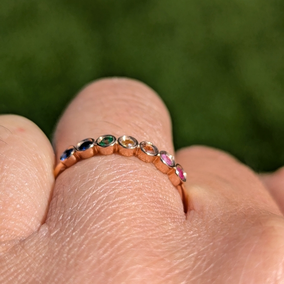 14k Yellow Gold Emerald Ruby Sapphire Bezel Band - Picture 10 of 10